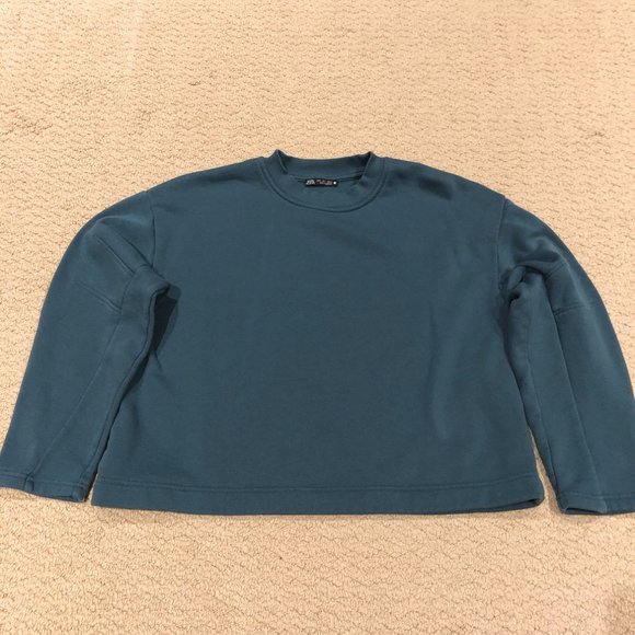 Zara Crewneck Sweatshirt - Picture 1 of 3